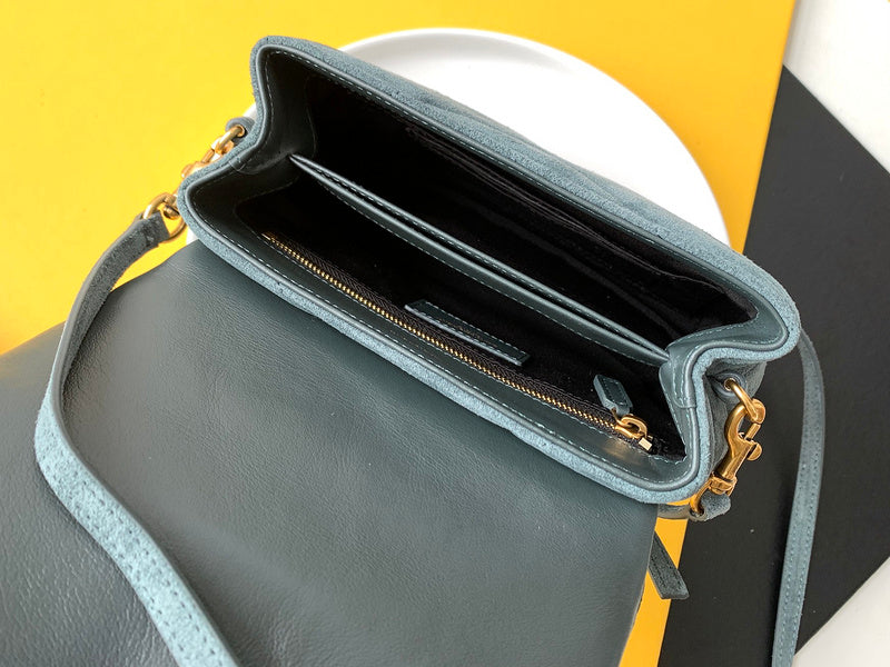 Amelia - YSL Bag - 2444