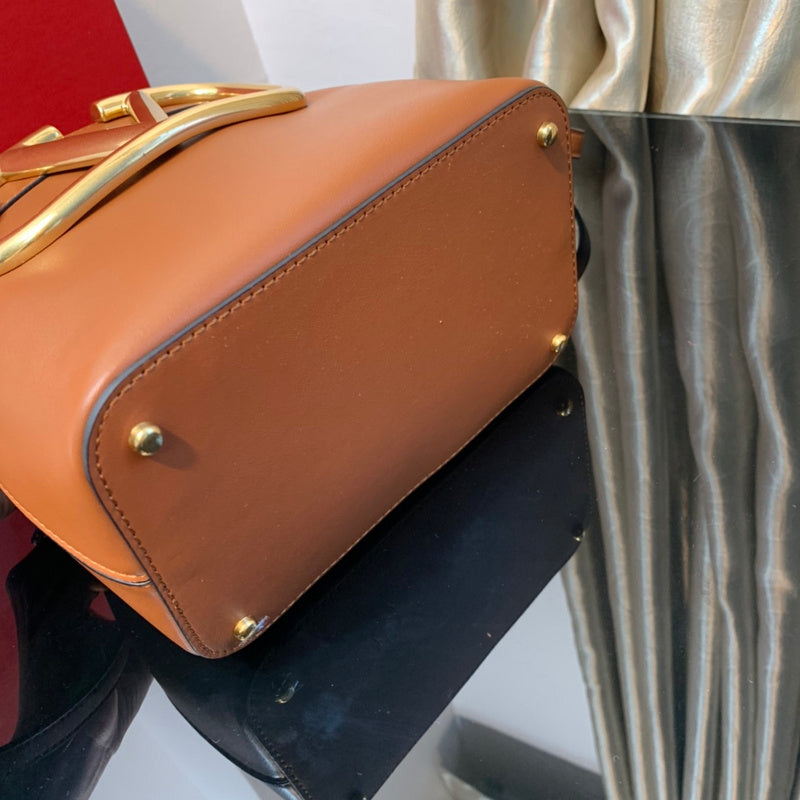 VAL LUXURY BAGS - FOR FASHION LOVERS  AFFORDABLE LUXURY BAGS- 1093