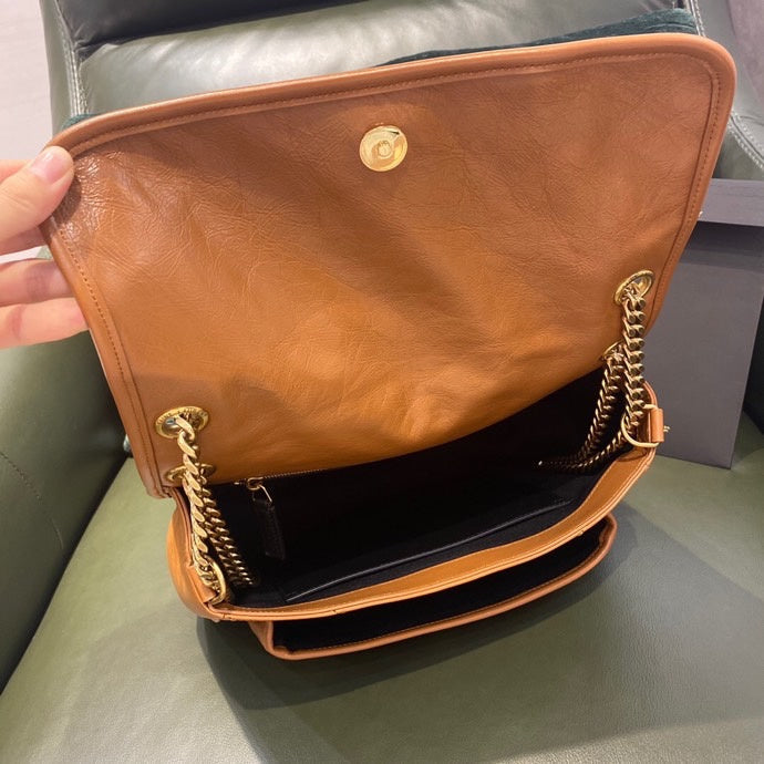 Amelia - YSL Bag - 3619