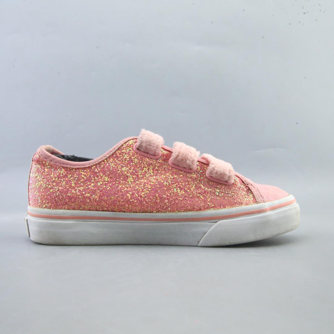 VANS OFF THE WALL