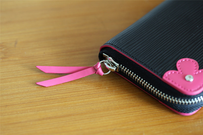 Fan Fashion Lu-Vi bags - 9405