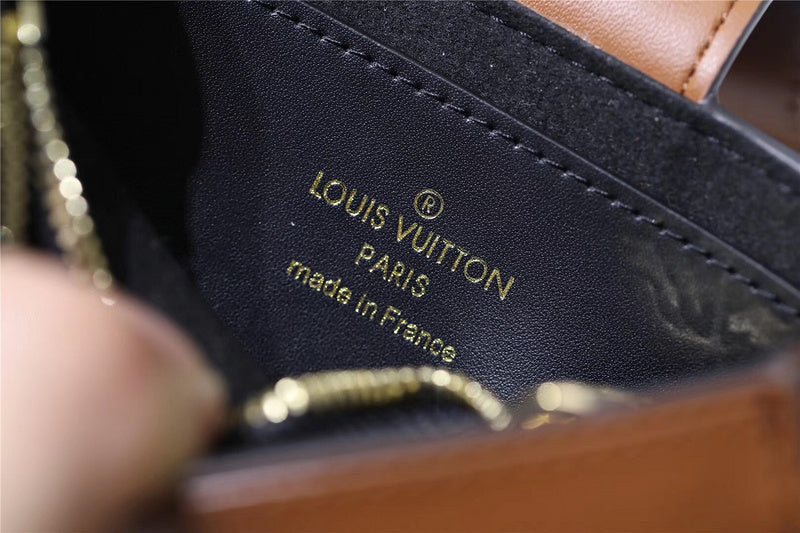 Fan Fashion Lu-Vi bags - 9197