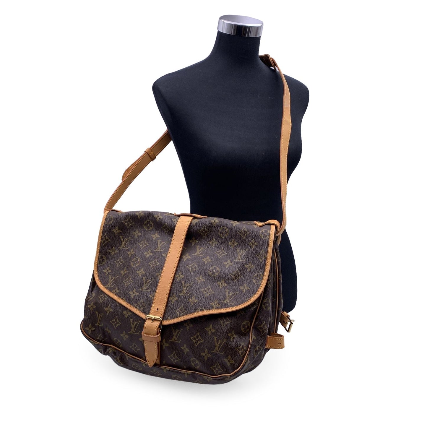 LOUIS VUITTON   Monogram Canvas Saumur 35 Crossbody Bag