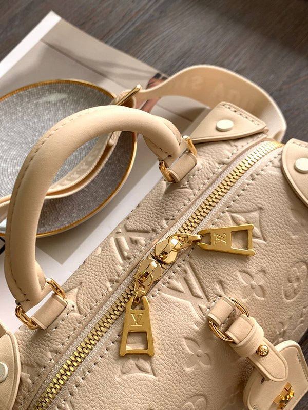 Amelia - LOV Lady Bags - 625