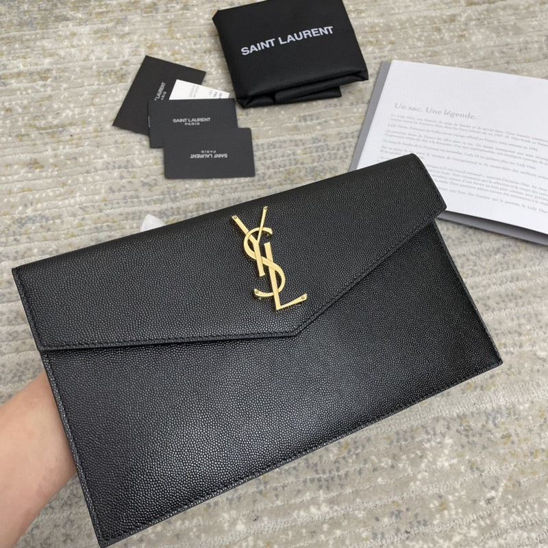 Amelia - YSL Bag - 3821