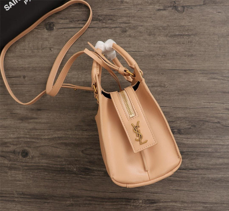 Amelia - YSL Bag - 2939