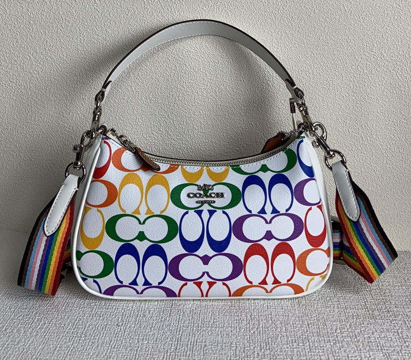 Amelia-i CAH Bags - 219