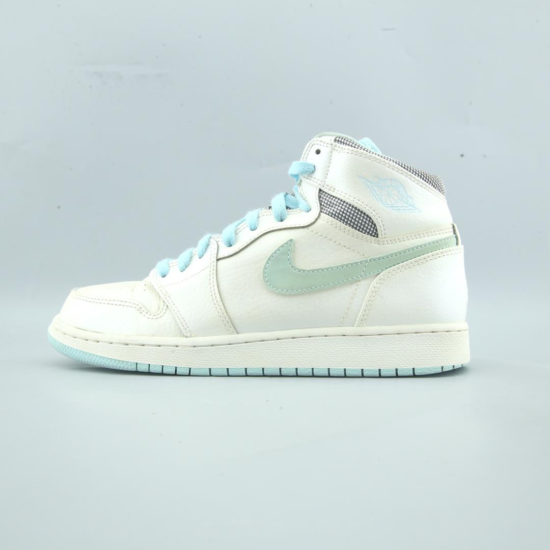 JORDAN 1 RETRO HIGH