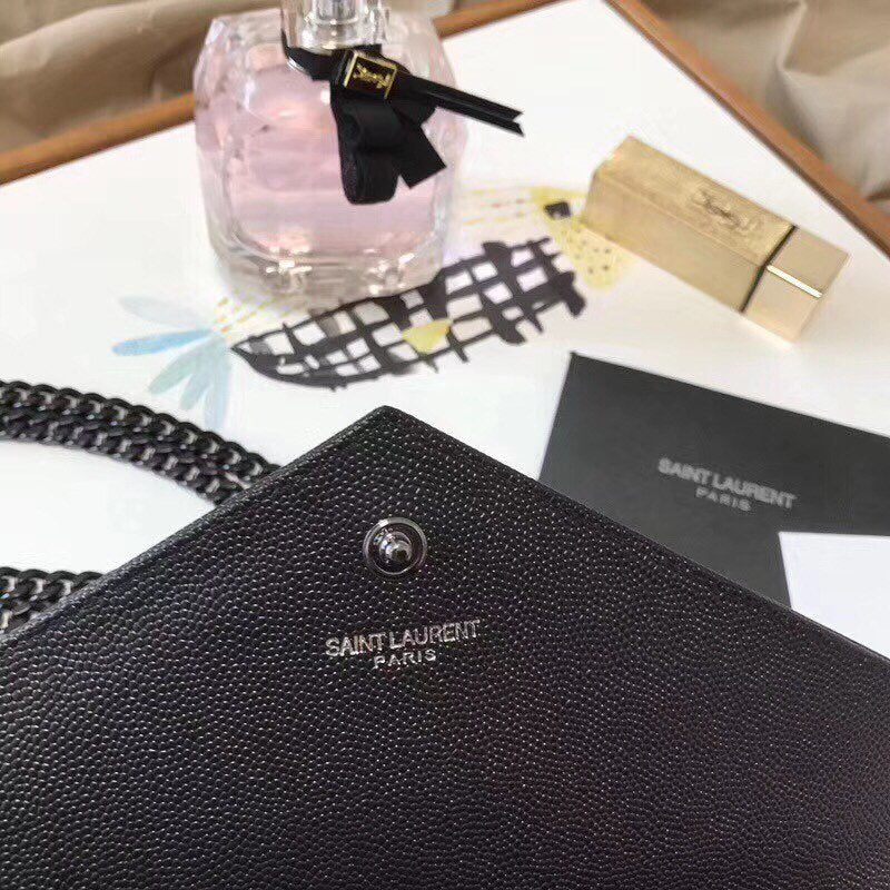 Amelia - YSL Bag - 3565