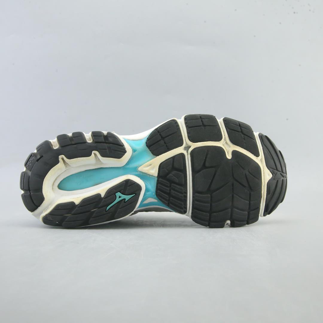 MIZUNO WAVE INSPIRE 16