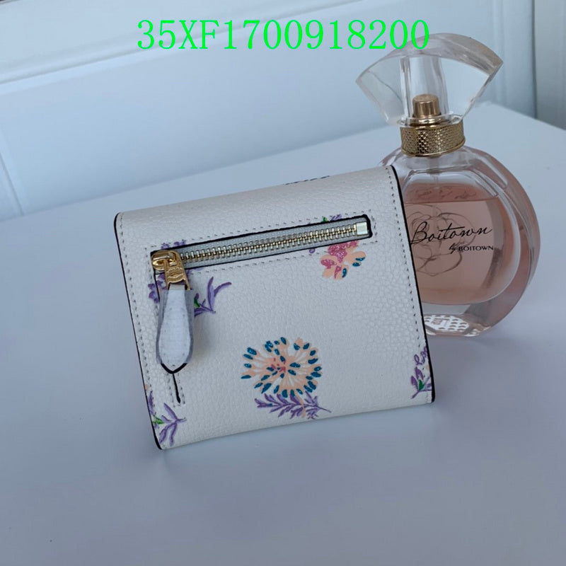 Amelia - CAH Wallet - 088