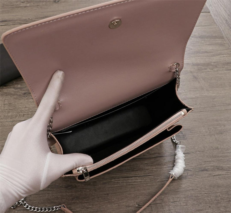 Amelia - YSL Bag - 2901