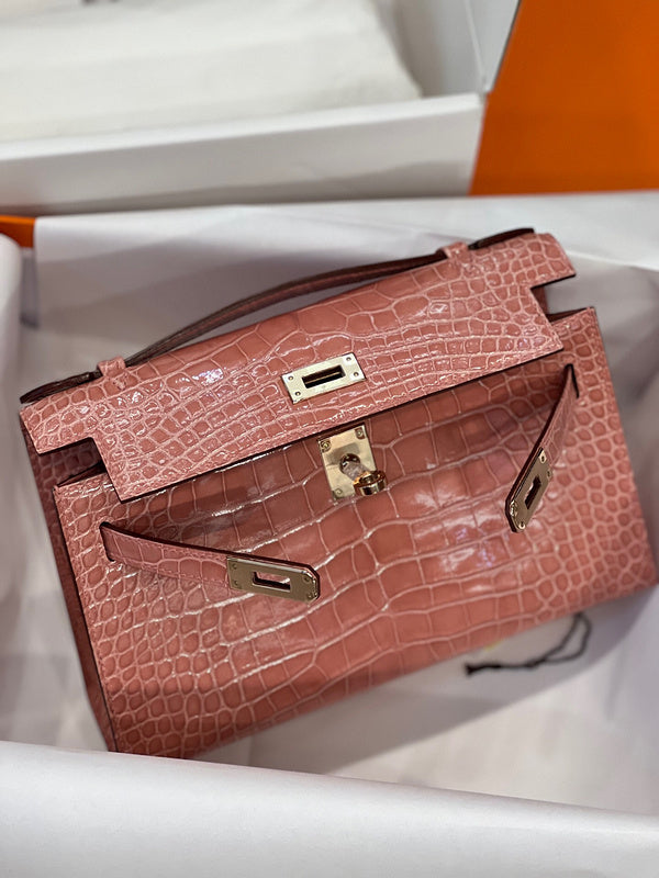 Amelia - HMS Bags - 1523