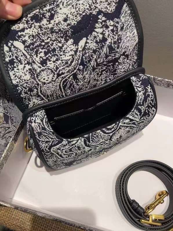 Amelia - DYOR   BAGS FOR WOMEN - FASHION LUXURY BAGS 437