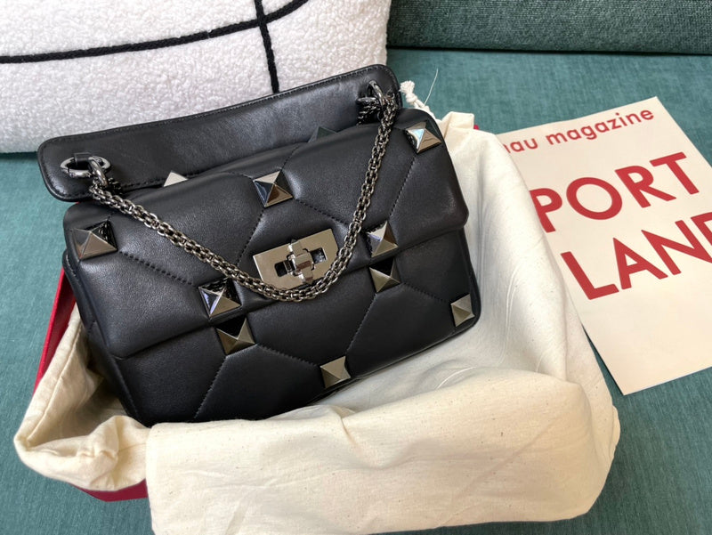 Amelia's Bag Gallery - VEL Bags - 366