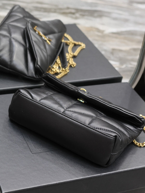 Amelia - YSL Bag - 1781