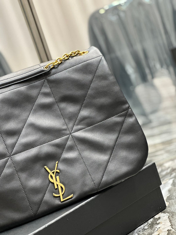 Amelia - YSL Bag - 1933