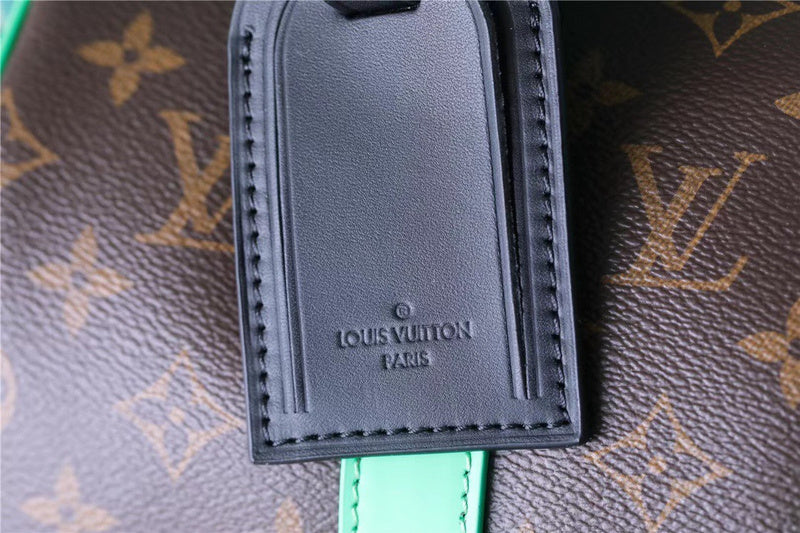 Fan Fashion Lu-Vi bags - 11256