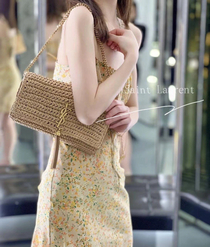 Amelia - YSL Bag - 3754