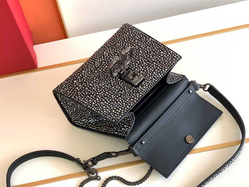 Amelia's Bag Gallery - VEL Bags - 218