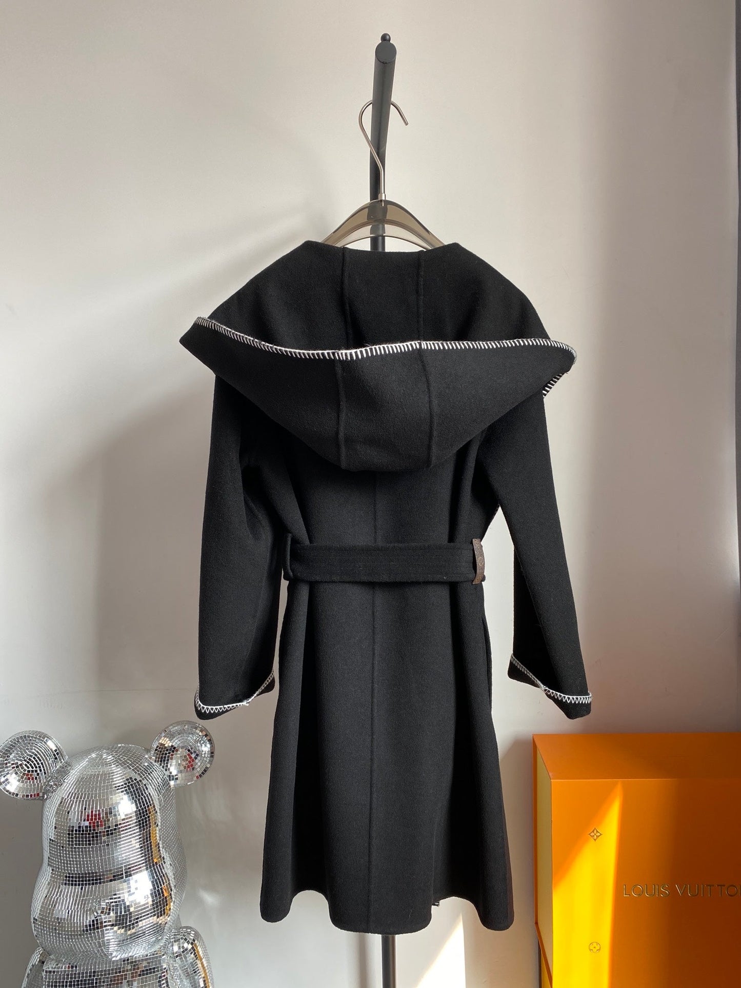 Luxury Louis Vuitton  Wrap Coat 036