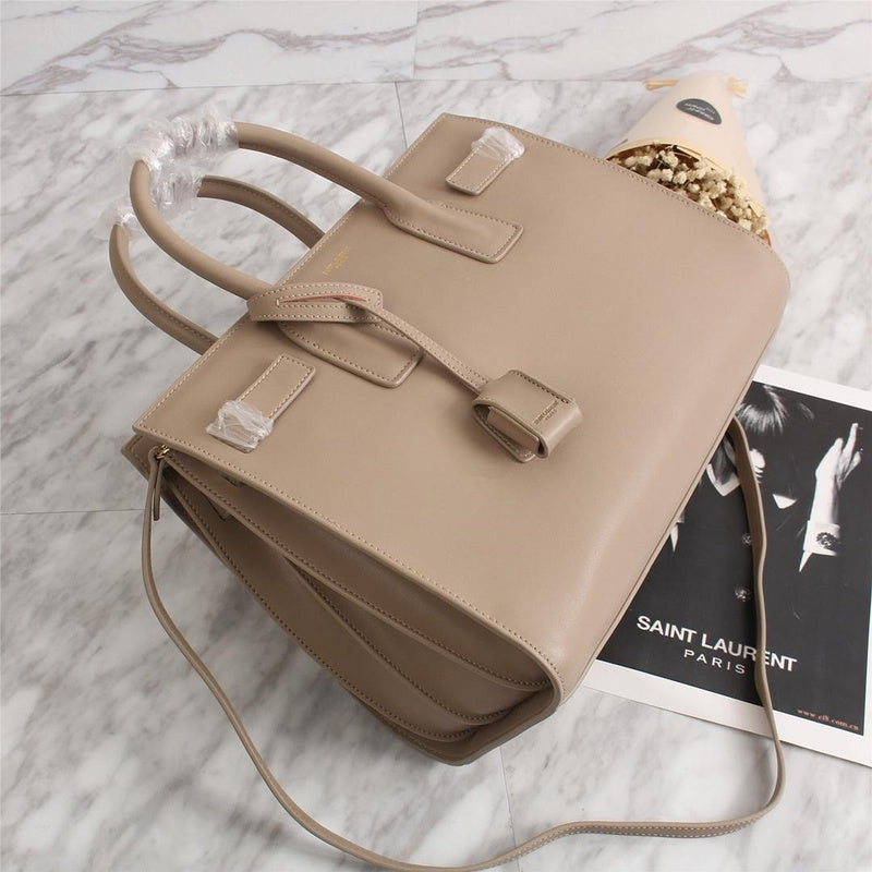 Amelia - YSL Bag - 2521