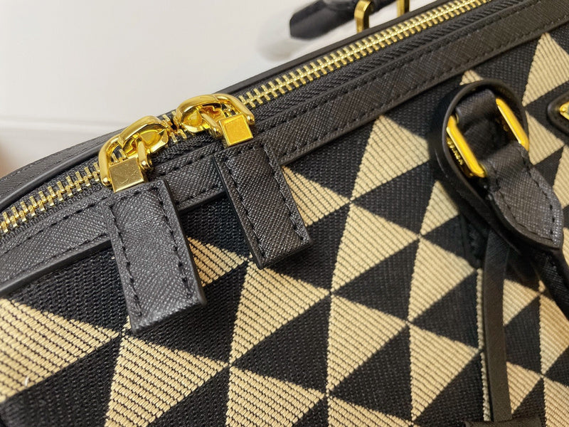 Amelia- PRDA  LUXURY BAGS - 392