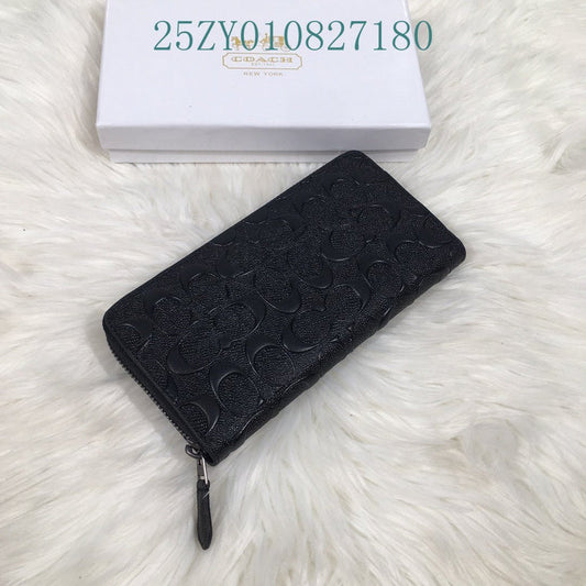 Amelia - CAH Wallet - 158