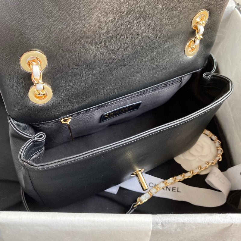 Wellow Bags - Chanel - Bags  - 703