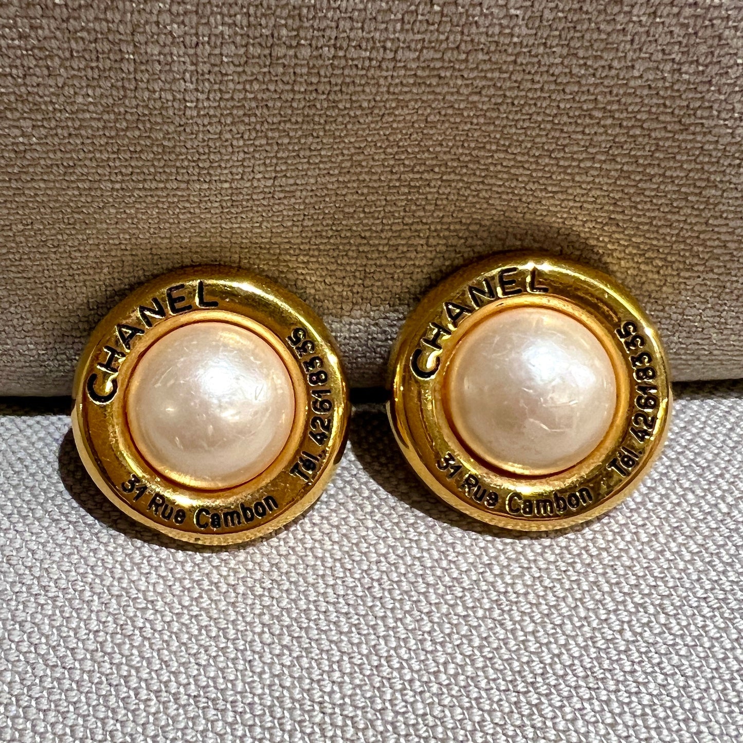 Chanel Rue Combon   Earrings