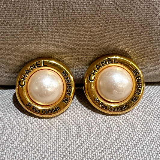 Chanel Rue Combon   Earrings