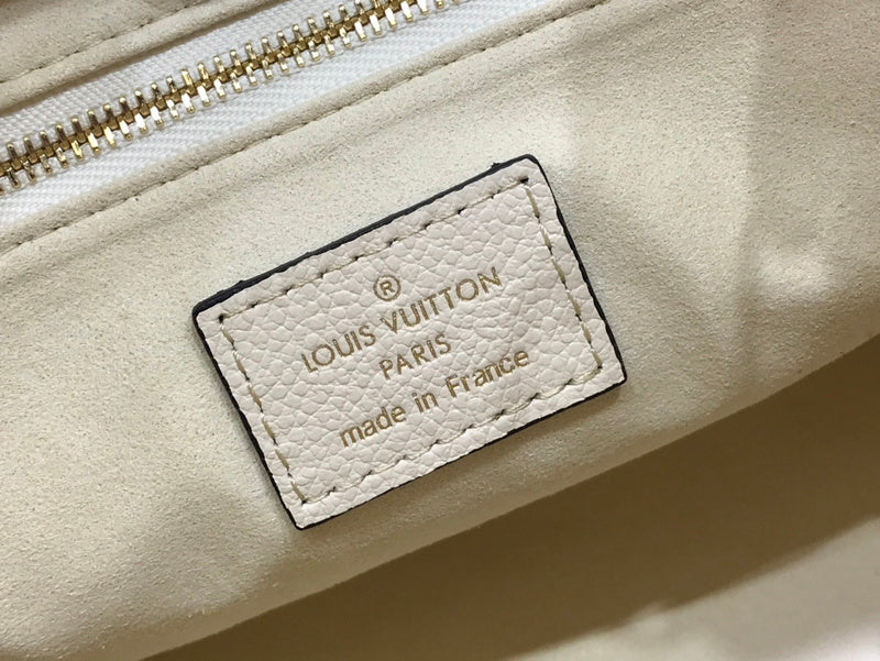 Fan Fashion Lu-Vi bags - 17631