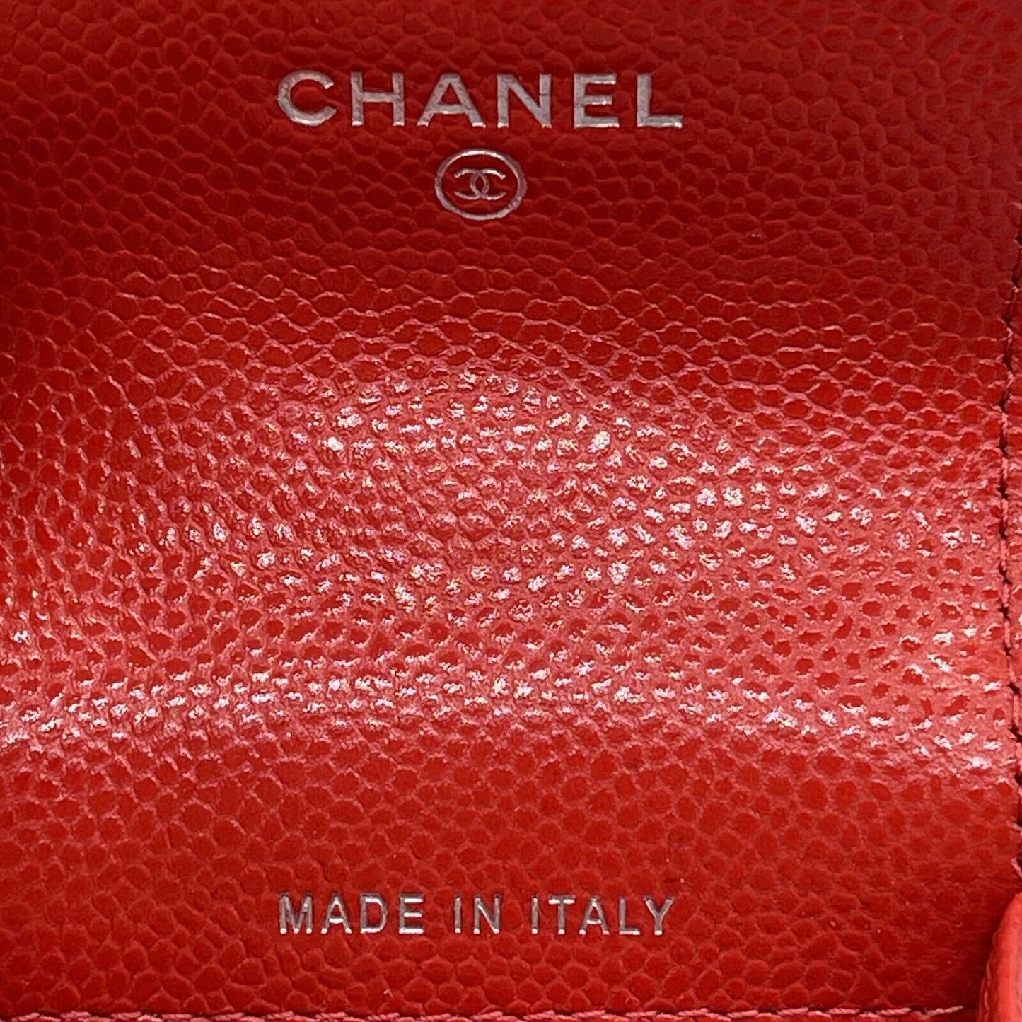 CHANEL Pristine - Quilted Caviar Leather CC Airpod Pro Case / Necklace