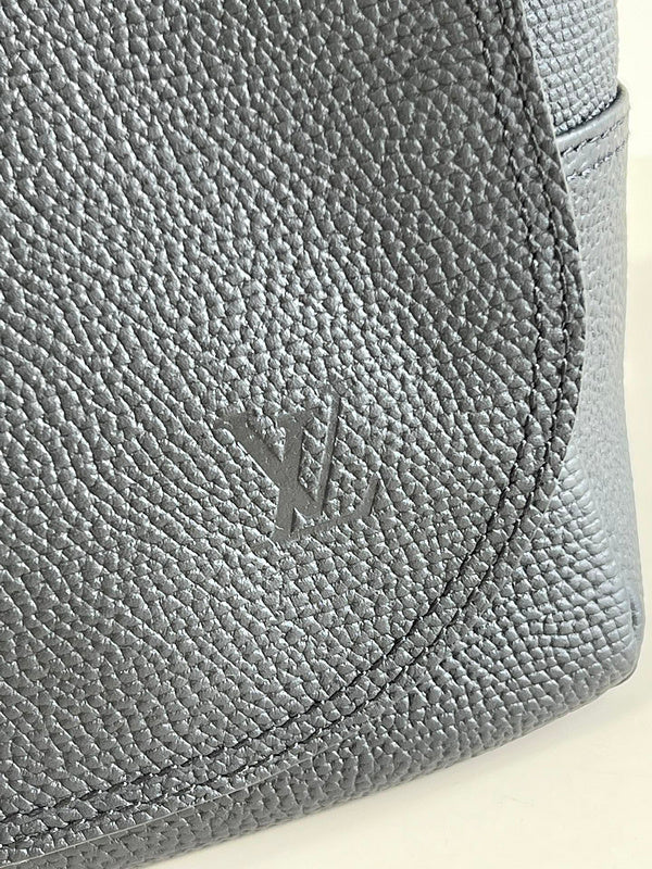 Fan Fashion Lu-Vi bags - 17310