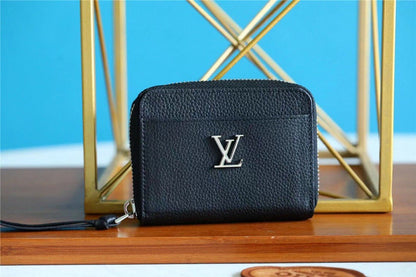 Fan Fashion Lu-Vi bags - 8923