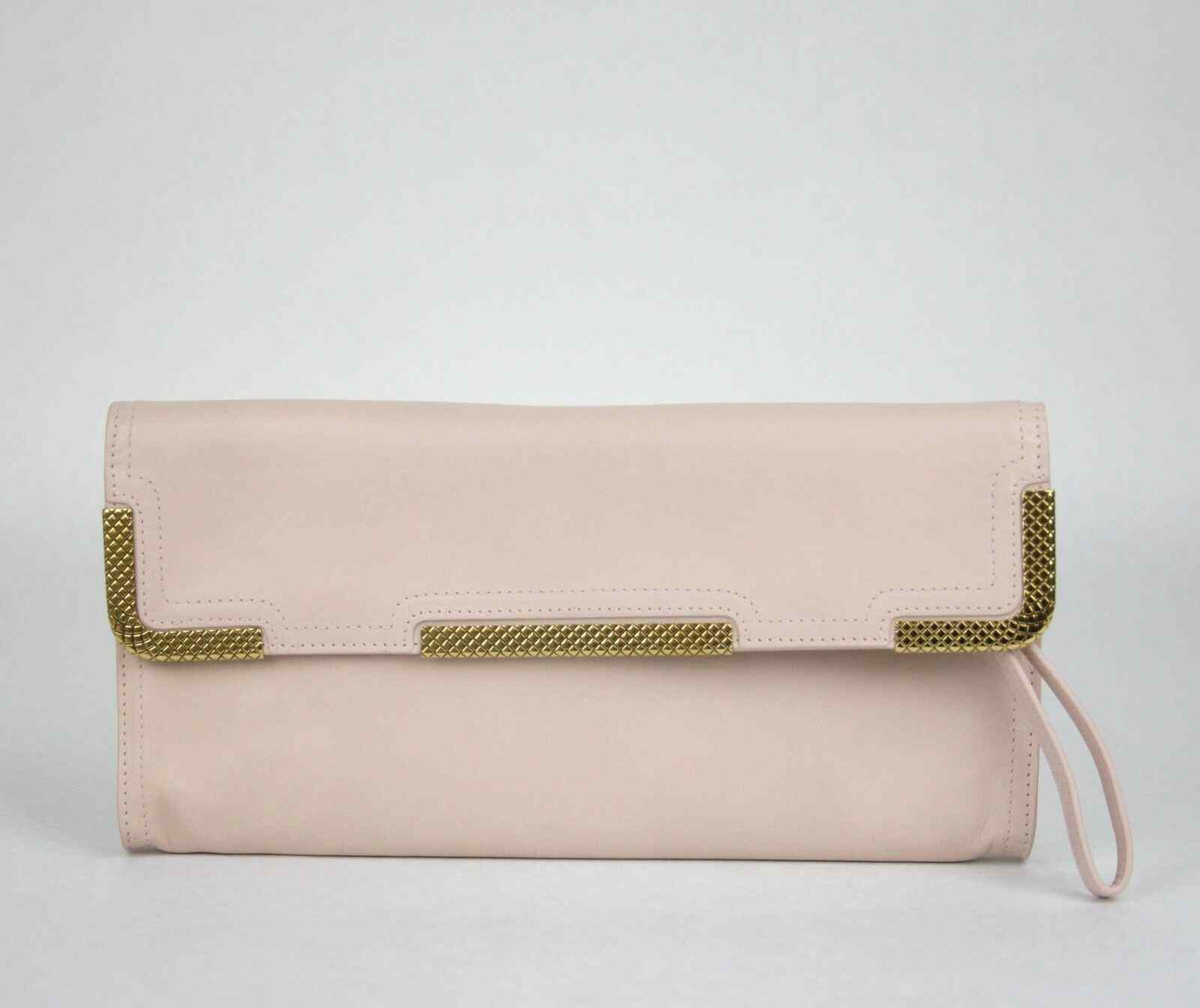 BOTTEGA VENETA Women's Leather Wristlet Clutch Bag  Detail