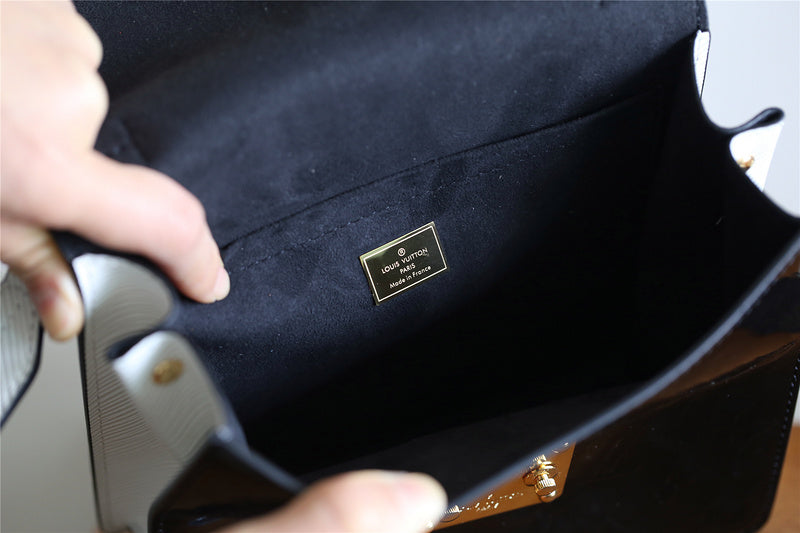Fan Fashion Lu-Vi bags - 8047