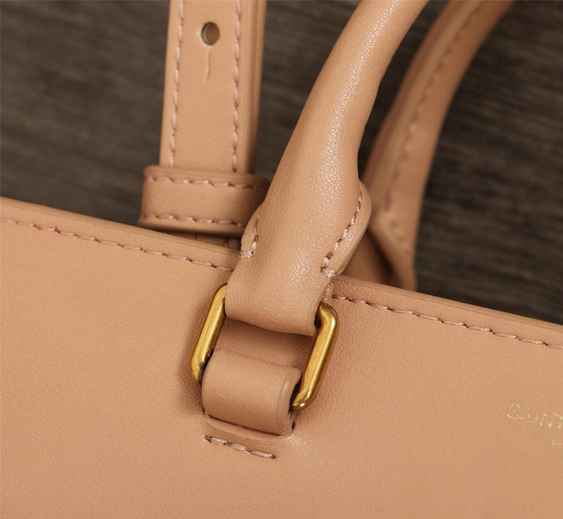 Amelia - YSL Bag - 2939