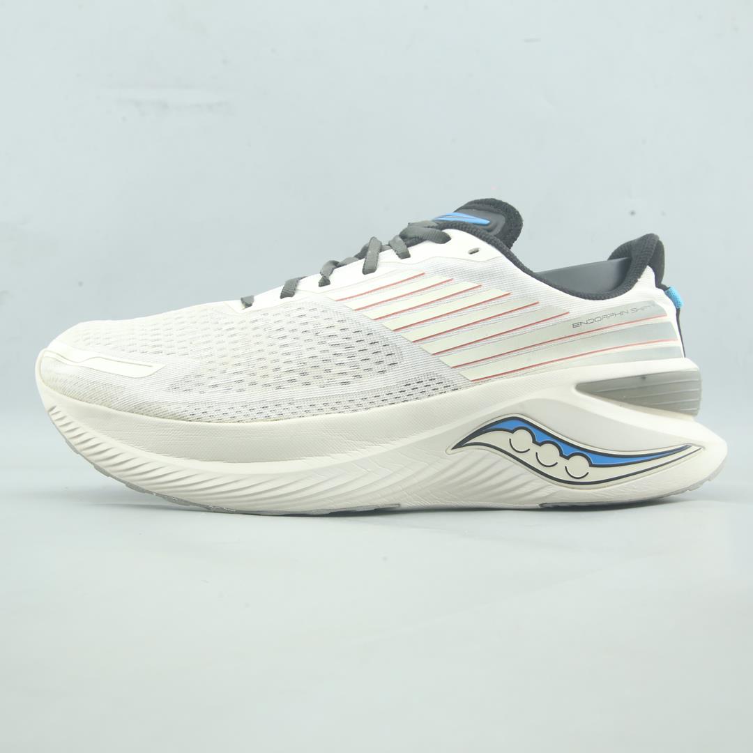 SAUCONY ENDORPHIN SHIFT 3