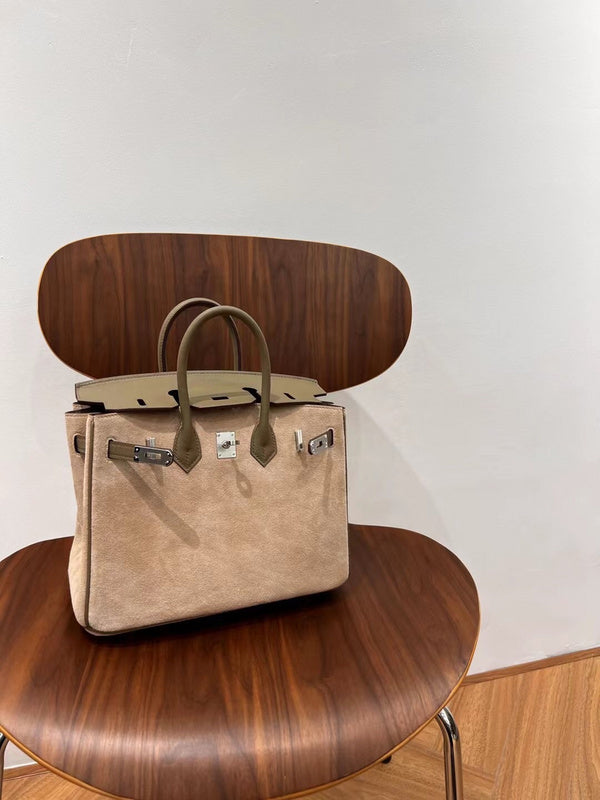 Amelia - HMS Bags - 1543