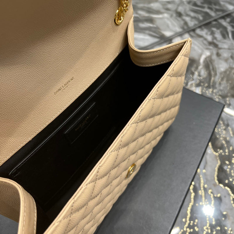 Amelia - YSL Bag - 1898