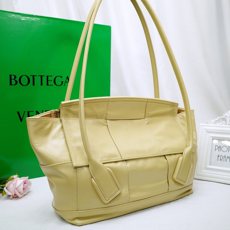 B-VENETA STYLISH HANBAGS FOR WOMEN - 048