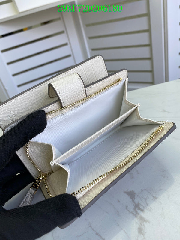 Amelia - CAH Wallet - 035