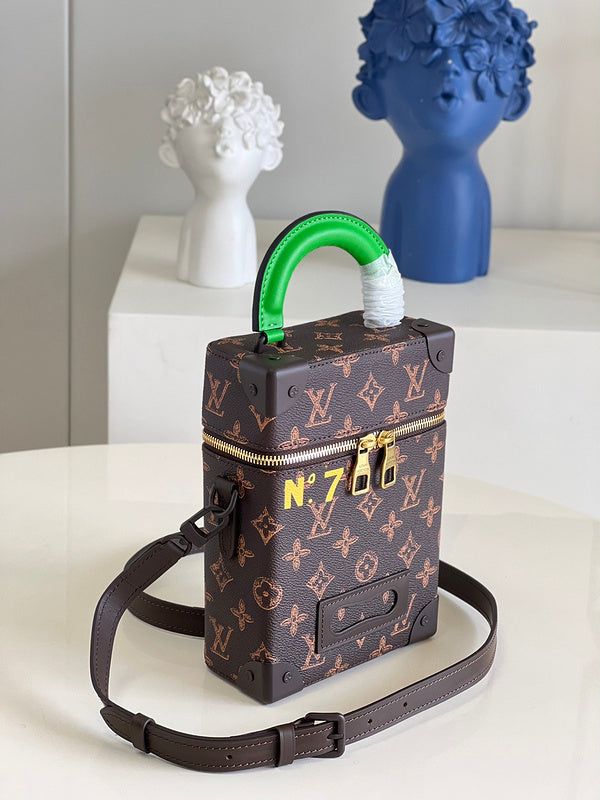 Fashion Lu-Vi bags - 2600
