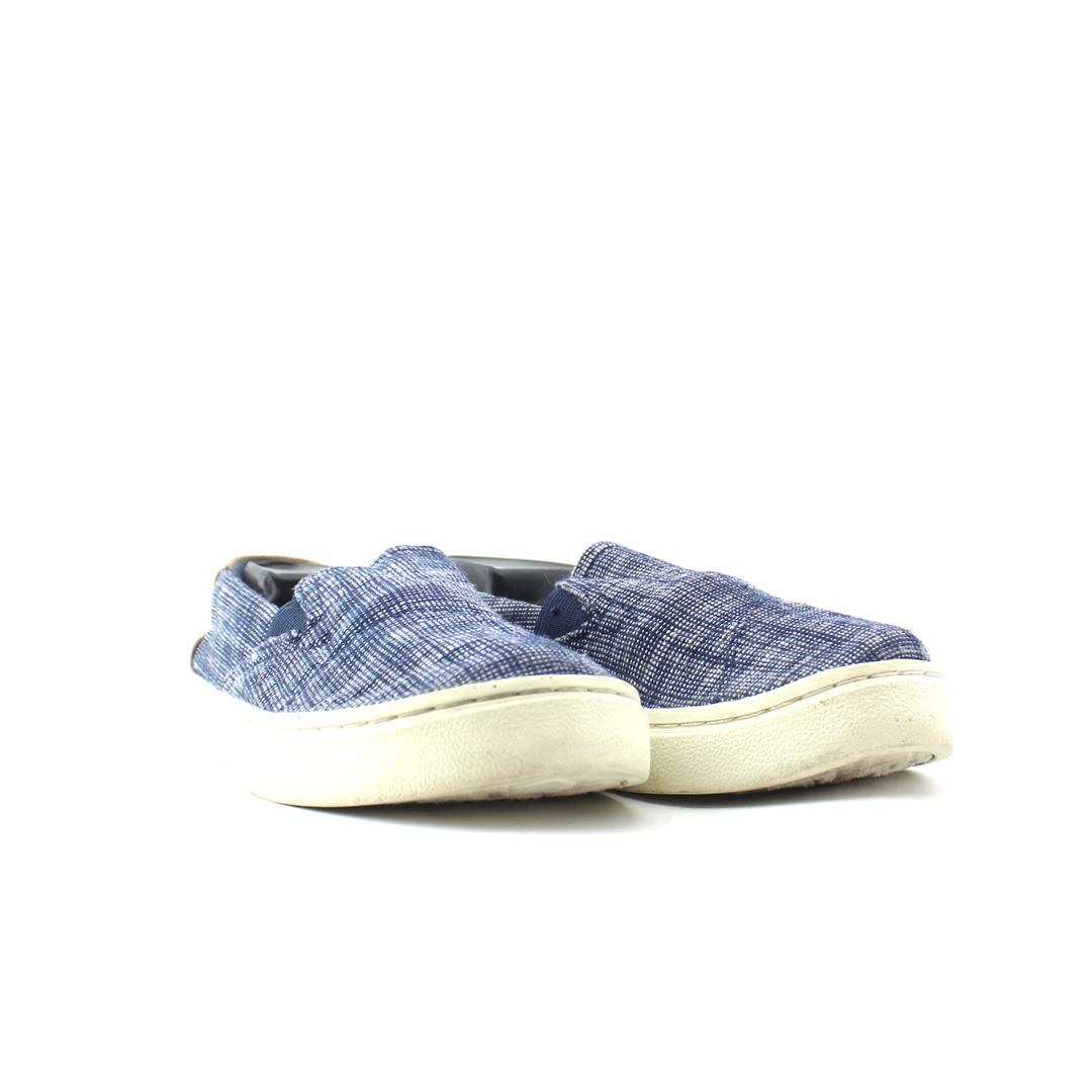 TOMS  LUCA
