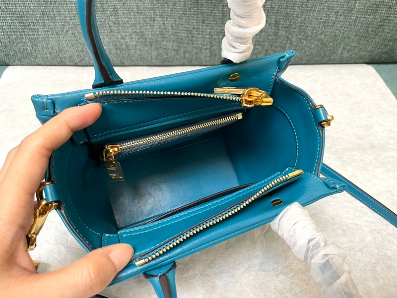 Amelia's Bag Gallery - VEL Bags - 1511