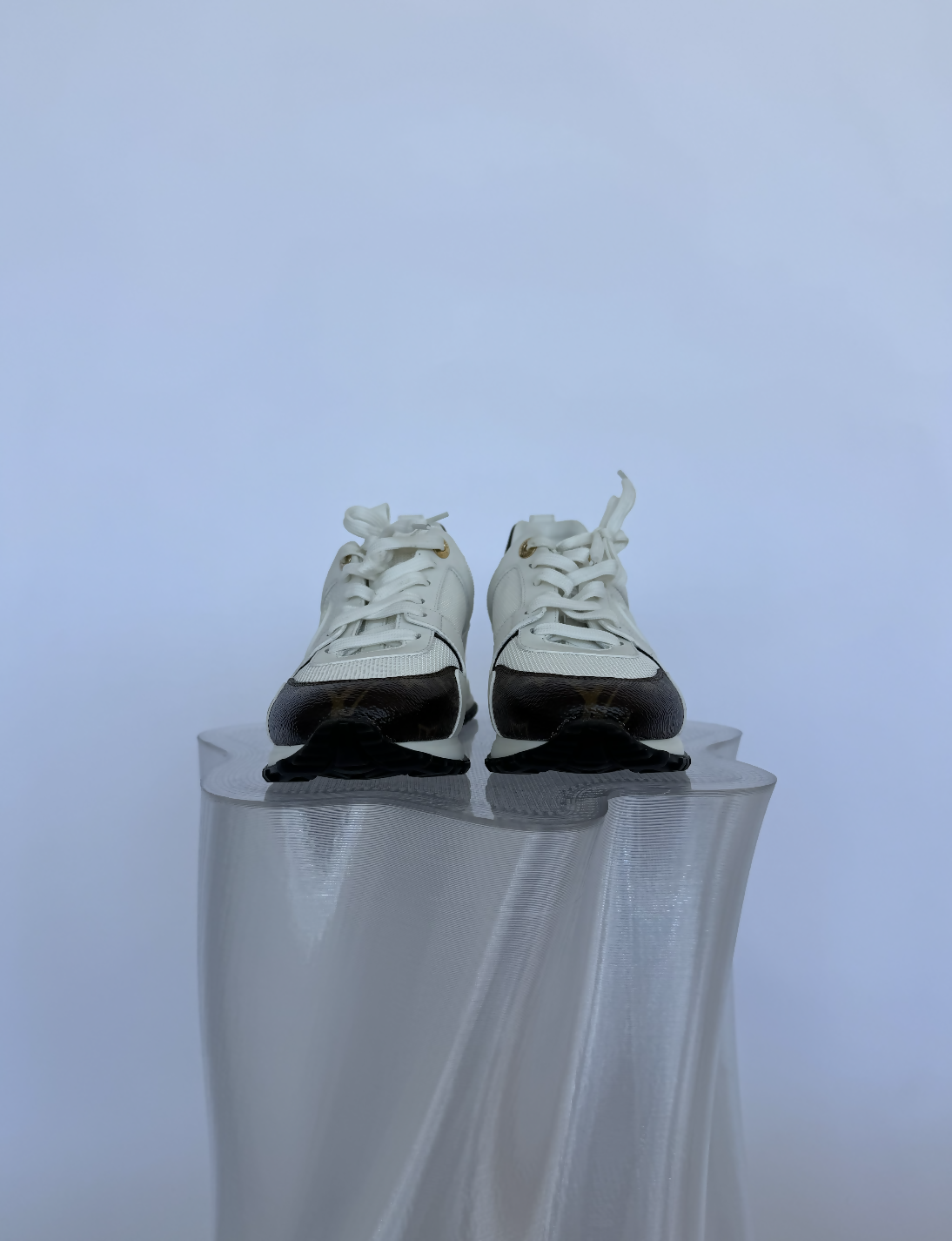 Louis Vuitton Run Away Trainer – FULL SET
