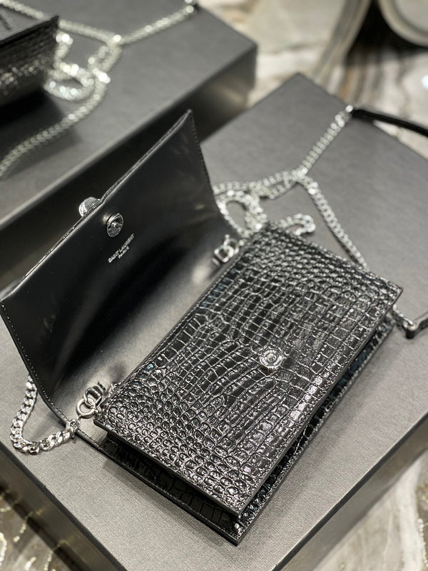 Amelia - YSL Bag - 1938