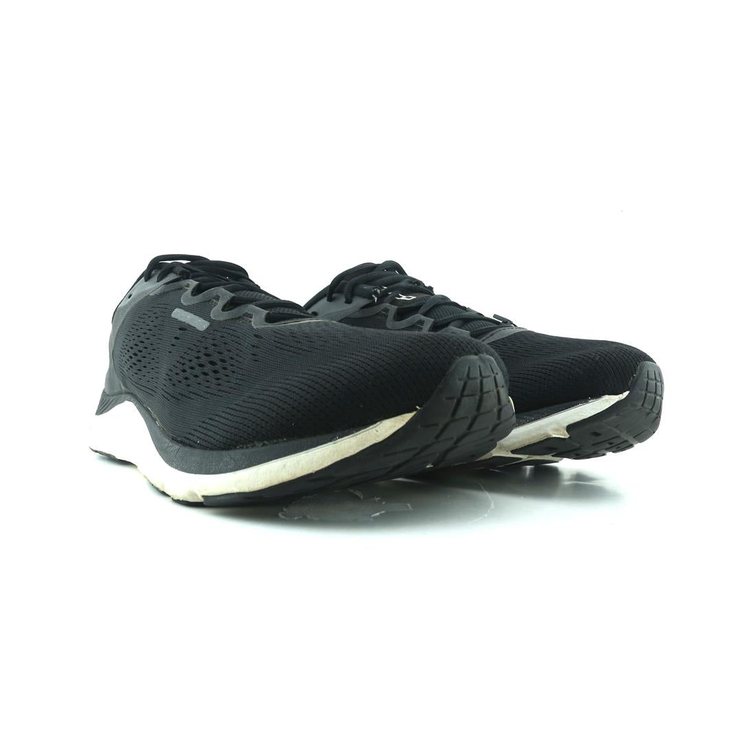 TOPO ATHLETIC FLI-LYTE 4
