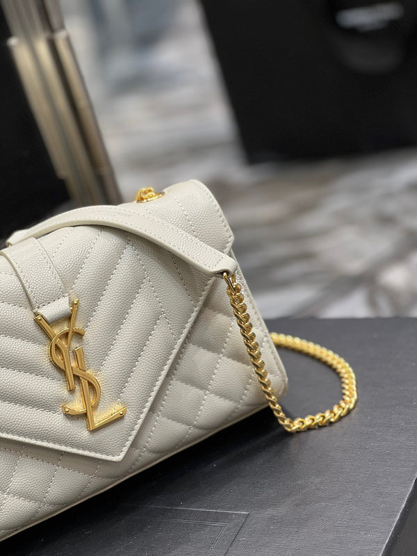 Amelia - YSL Bag - 1904
